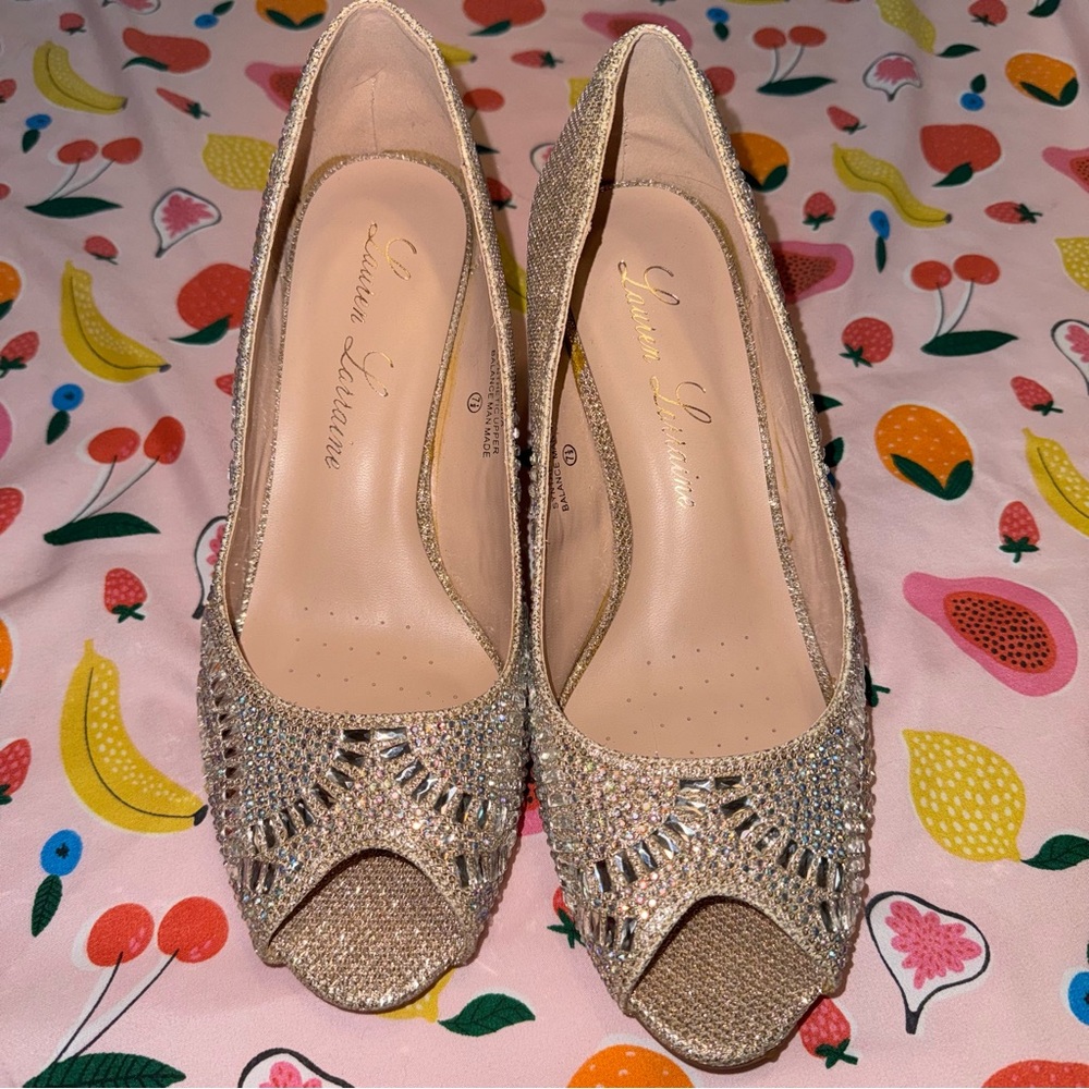 Lauren Lorraine Peep Toe Pumps